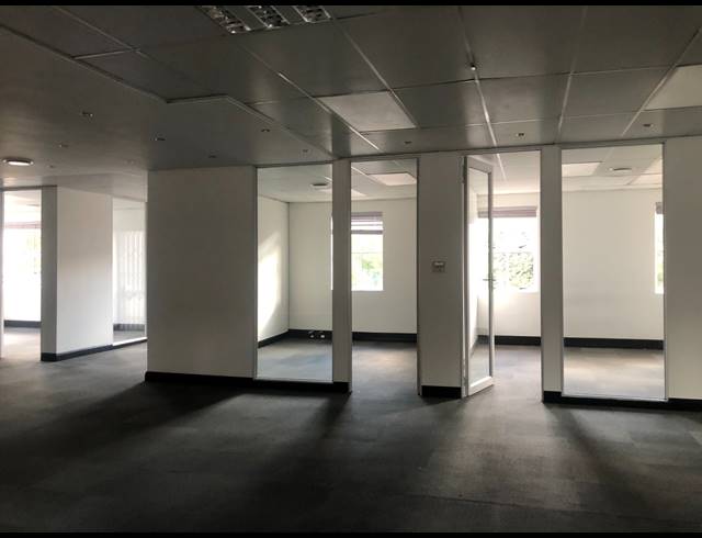 652M² OFFICE TO LET IN SANDTON CENTRAL